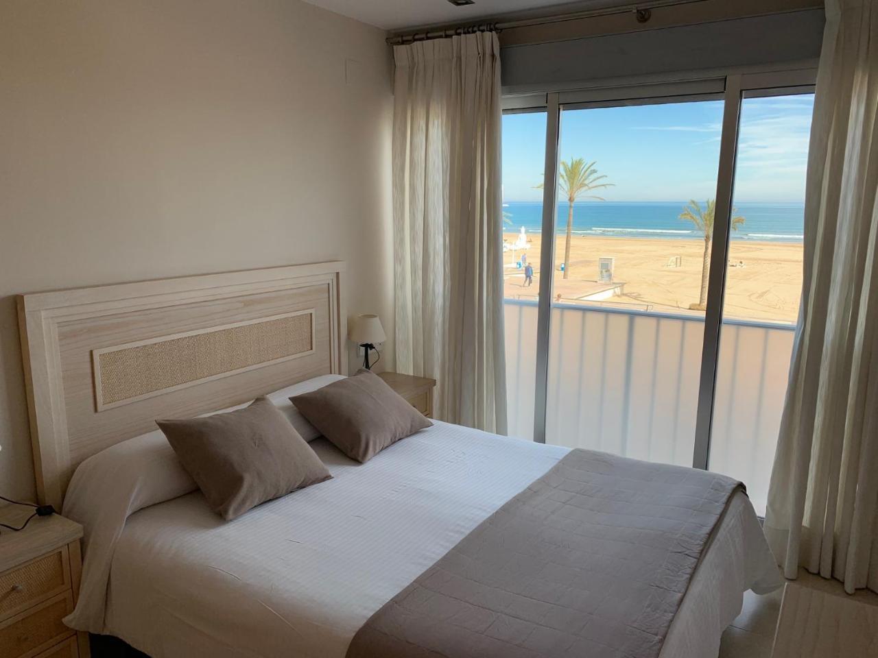 Beach I 甘迪亚 外观 照片