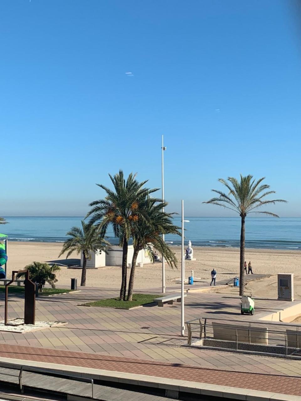 Beach I 甘迪亚 外观 照片